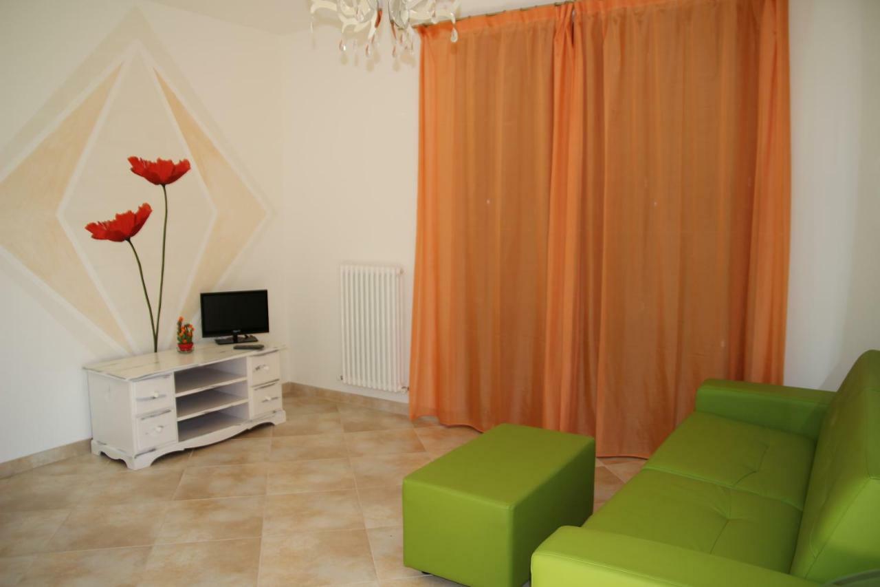 Residence Stella Del Gran Sasso Colledara Exterior photo