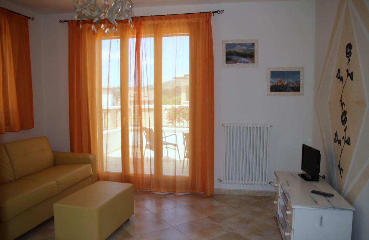 Residence Stella Del Gran Sasso Colledara Exterior photo