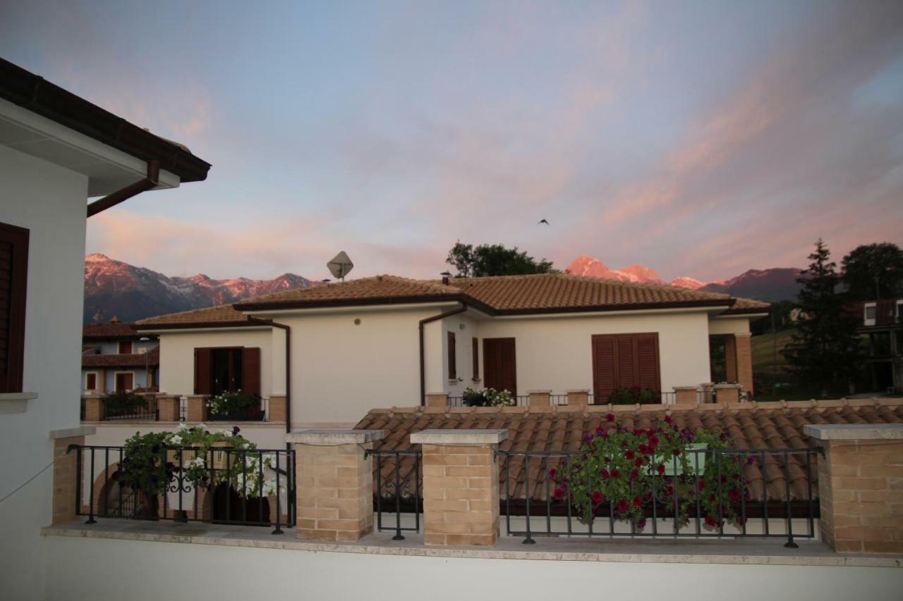 Residence Stella Del Gran Sasso Colledara Exterior photo